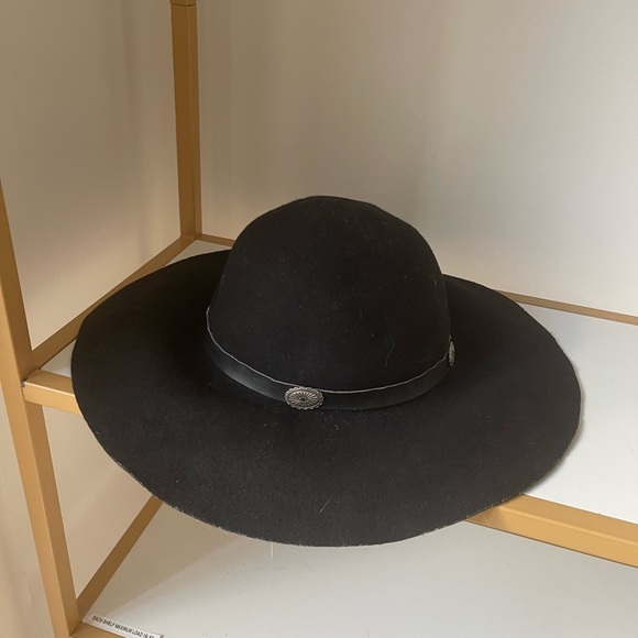 Black felt hat - Picture 2 of 5